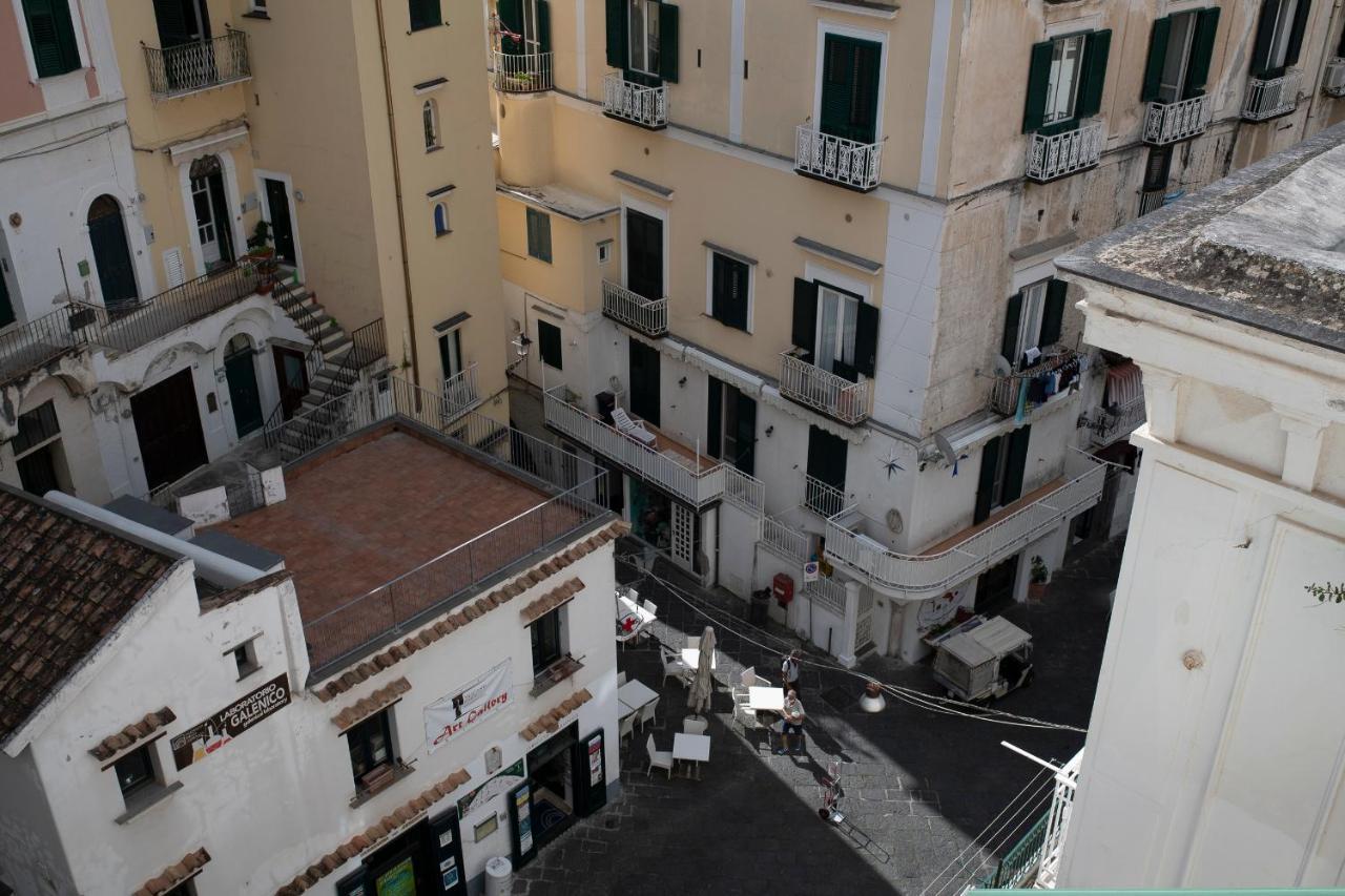 Old Square & Casa de hóspedes Amalfi